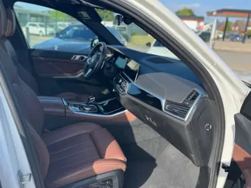 X5 40i M Sport -HUD-ACC-Pano-Soft-360K-Laser-22Z