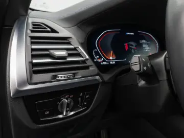 X3 M40i Kamera Laser HUD DAB HiFi Komfort 21Zoll