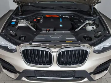 X3 xDrive 30e Advantage,Leder,Navi,LED,Kamera,SH