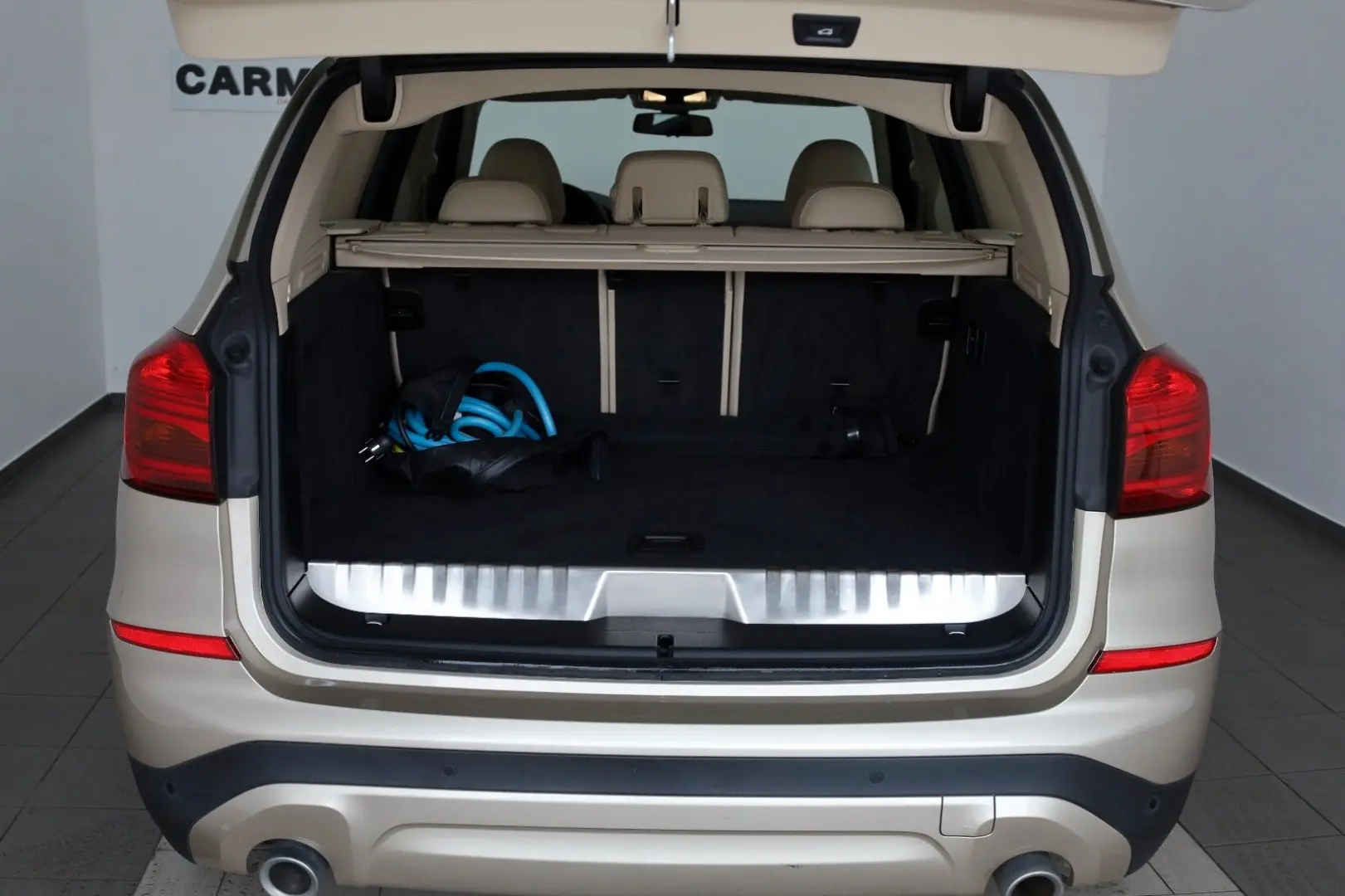X3 xDrive 30e Advantage,Leder,Navi,LED,Kamera,SH