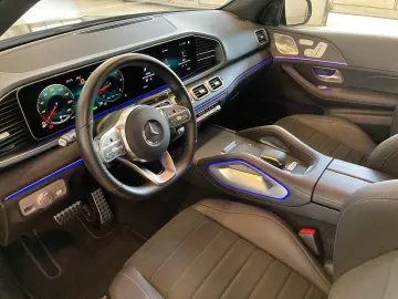 GLE 300 d 4M AMG Pano Distr KeyGo RüCam Multibea