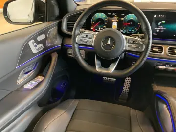 GLE 300 d 4M AMG Pano Distr KeyGo RüCam Multibea