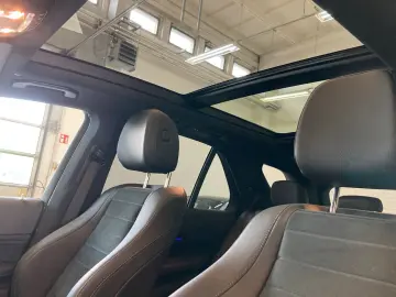 GLE 300 d 4M AMG Pano Distr KeyGo RüCam Multibea