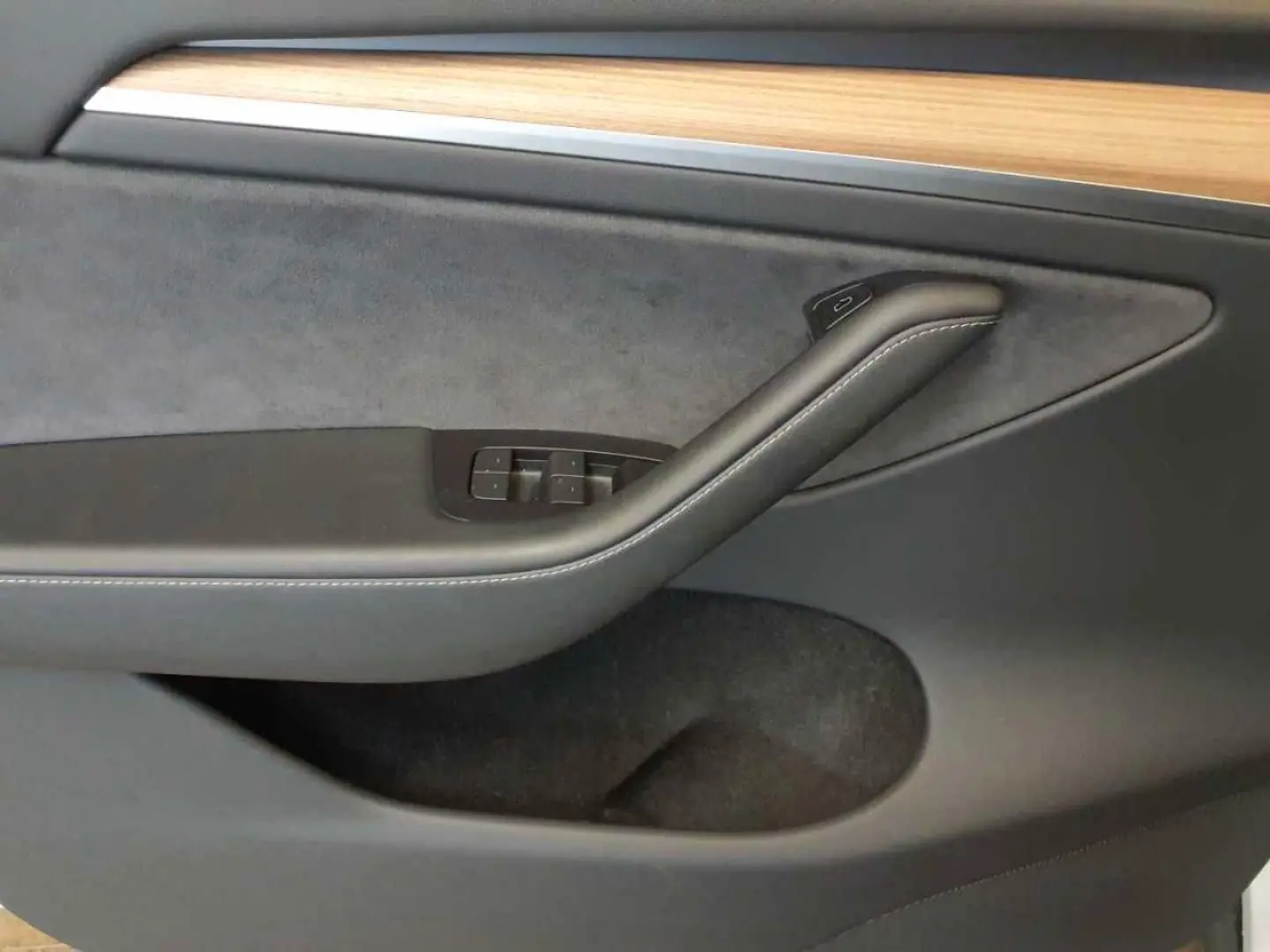 Model Y Performance Dual Motor AWD