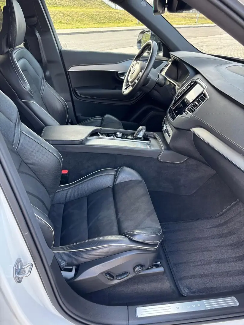 XC 90 R Design AWD Leder Navi LED Kamera