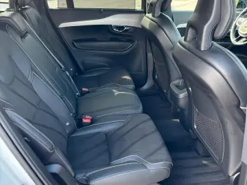 XC 90 R Design AWD Leder Navi LED Kamera