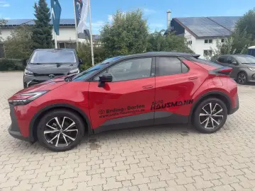 C-HR 2.0-l-VVT-i Hybrid Team Deutschland
