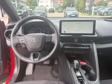 C-HR 2.0-l-VVT-i Hybrid Team Deutschland
