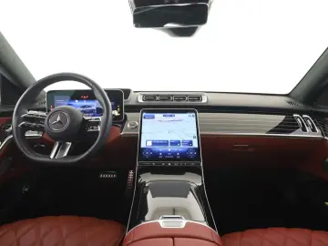 S 580 4M AMG Chauffeur Pano HUD 360 Leder rot