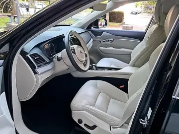 XC90 2.0B5 B Momentum Pro AWD*360°CAM|LEDER|NAV*