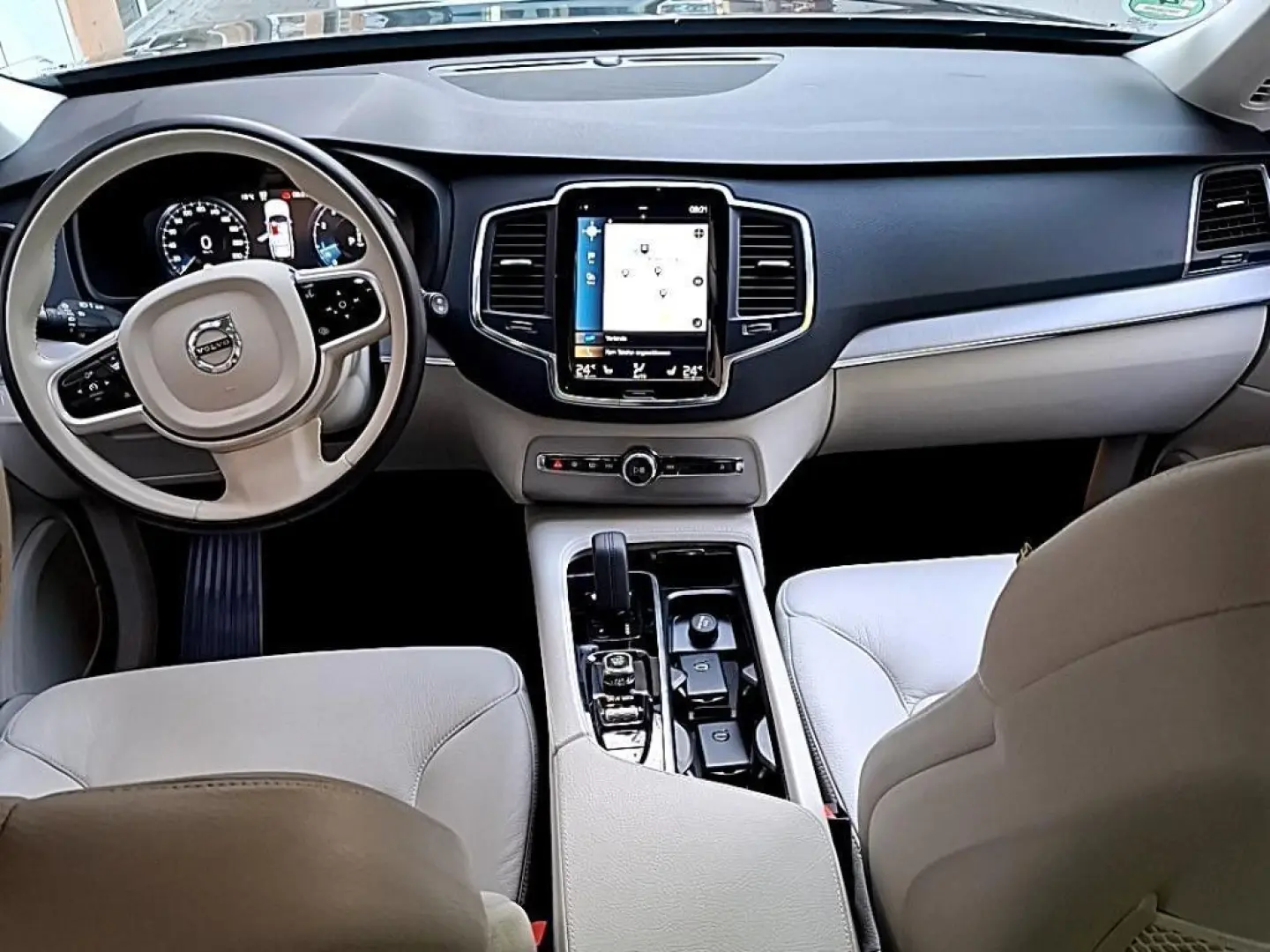 XC90 2.0B5 B Momentum Pro AWD*360°CAM|LEDER|NAV*