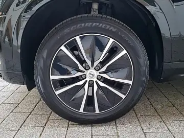 XC90 2.0B5 B Momentum Pro AWD*360°CAM|LEDER|NAV*