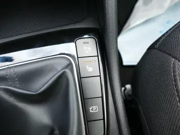 TUCSON 1.6 T-GDI 132kW *Sitzheizung, AHK*