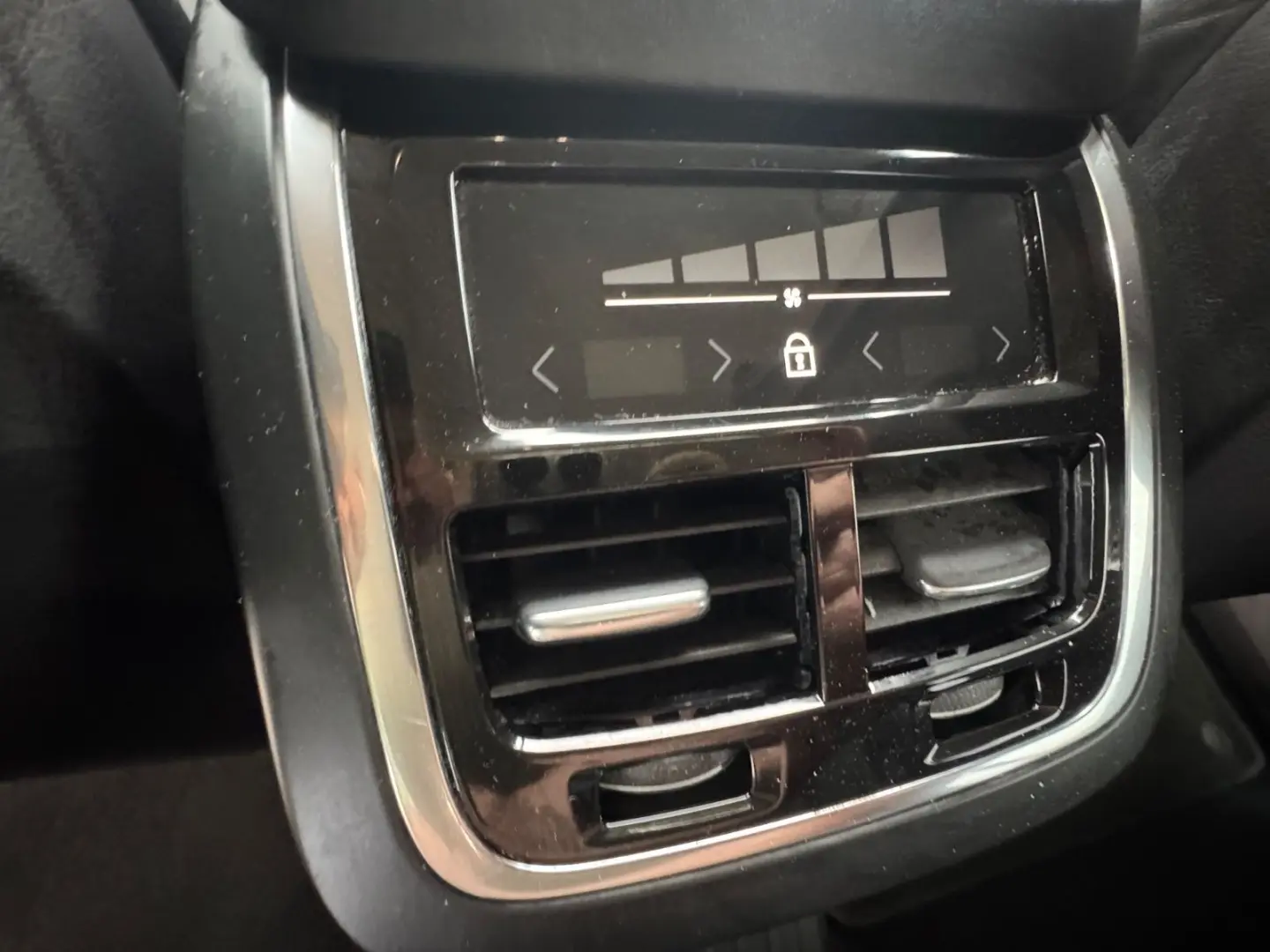 XC90 Inscription Recharge Plug-In Hybrid AWD