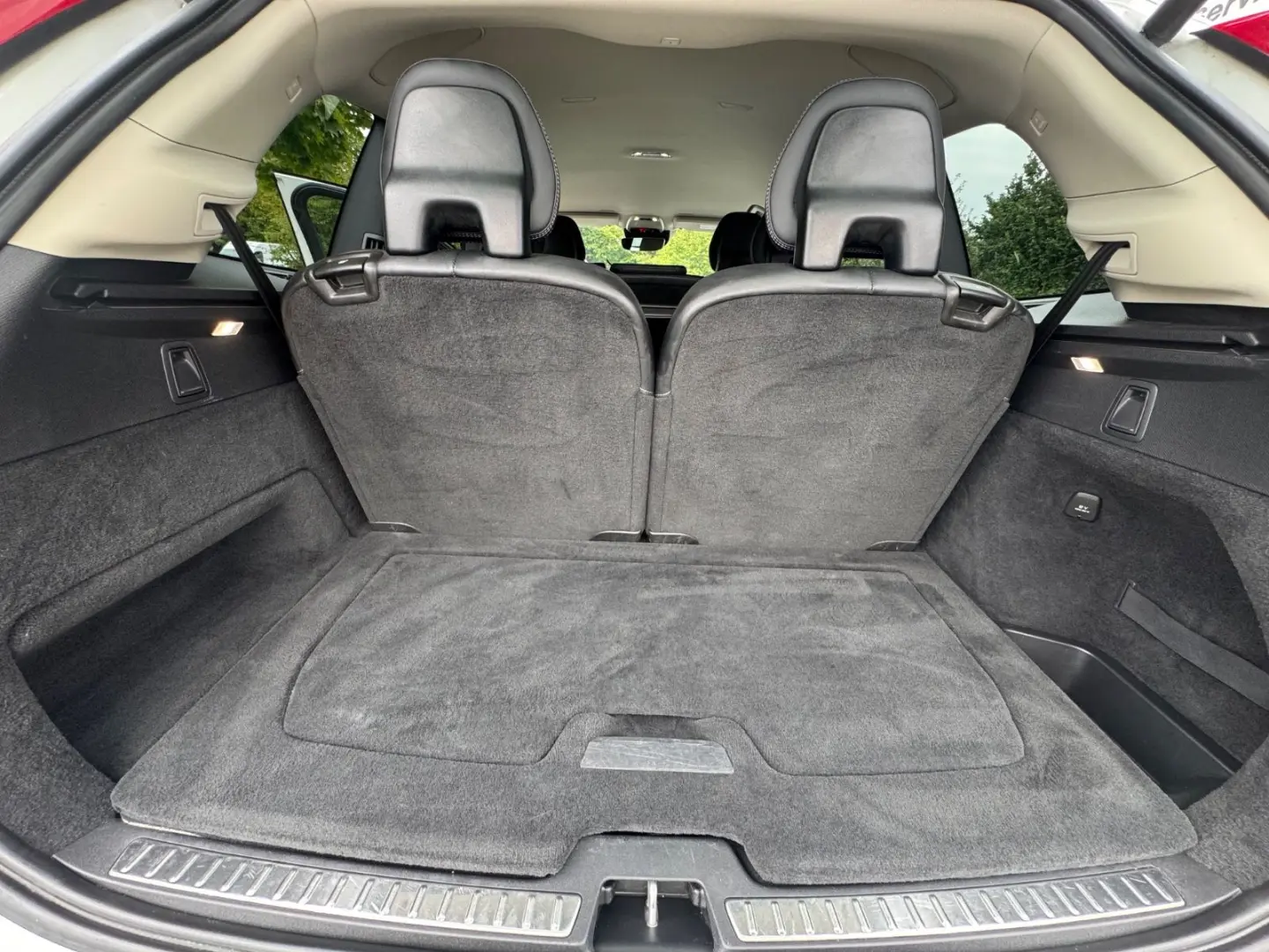 XC90 Inscription Recharge Plug-In Hybrid AWD