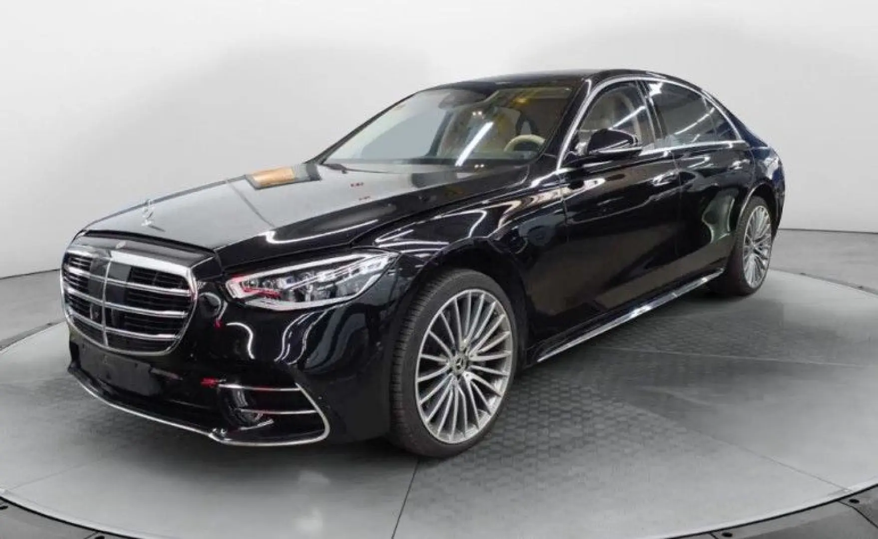 S 580 4M L AMG-LINE*FIRST-CLASS*3xTV*EXCLUSIVE