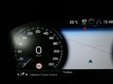 XC90 T8 R-Design Expression Recharge AWD 22'' HU