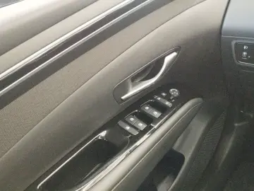TUCSON 1.6 T-GDi Trend ACC*DynLicht*Kam.*KeyLess