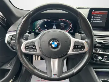 530d M SPORT/AUTO./LASER/HUD/CARPLAY/PANO