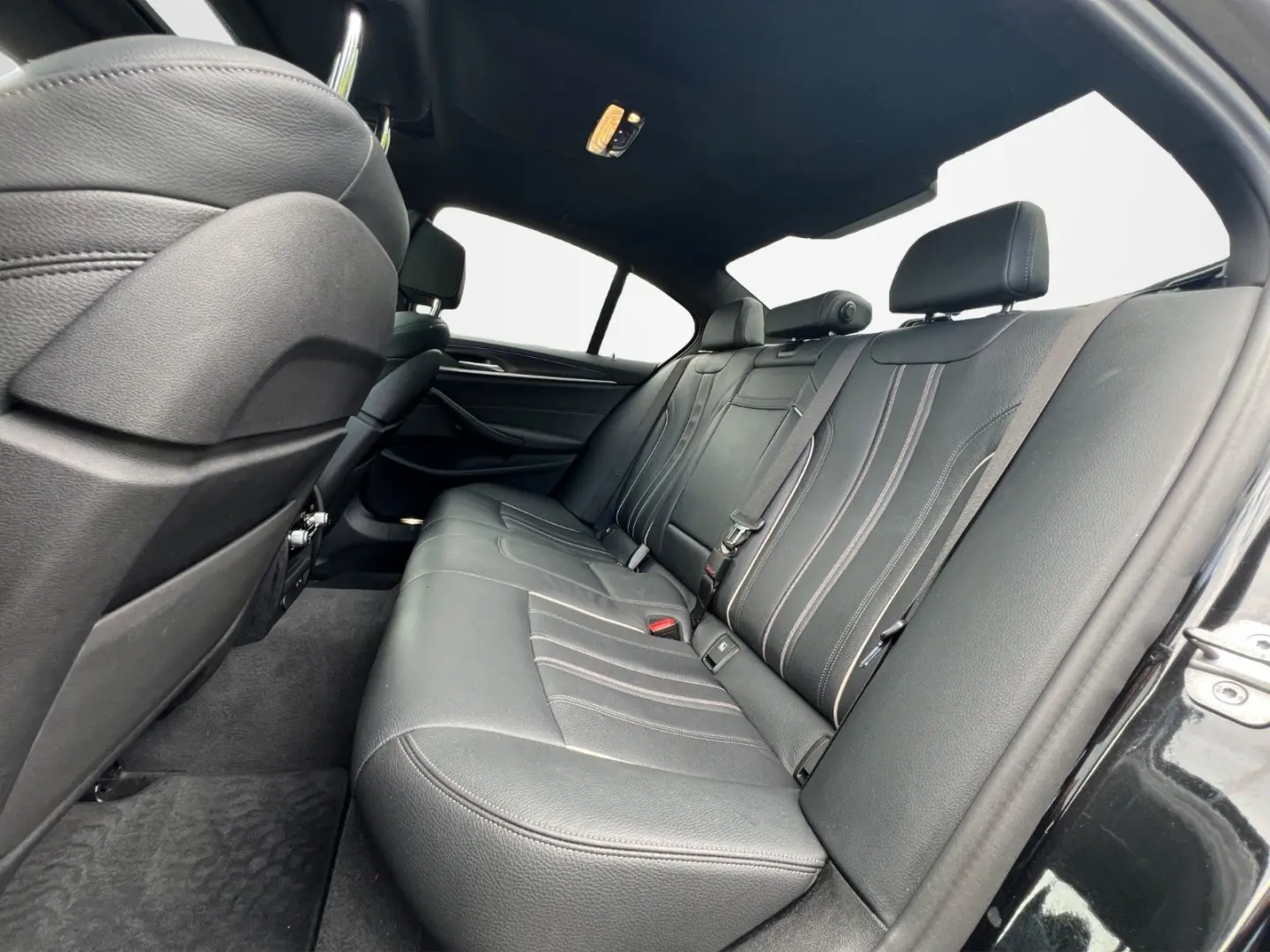 530d M SPORT/AUTO./LASER/HUD/CARPLAY/PANO