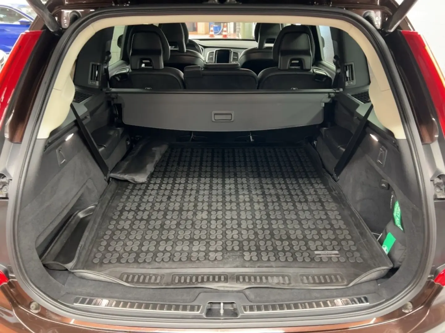 XC 90 T8 INSCRIPTION EXPRESSION AWD PLUG-IN HYBR