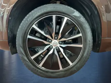 XC 90 T8 INSCRIPTION EXPRESSION AWD PLUG-IN HYBR