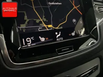 XC90 B5 B AWD PANO+AHK+LUFT+360+HUD+H/K+MEMORY+