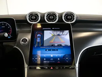 GLC 200 AMG 4M Pano*SHZ*MEMORY*AHK*Totwinkel*19