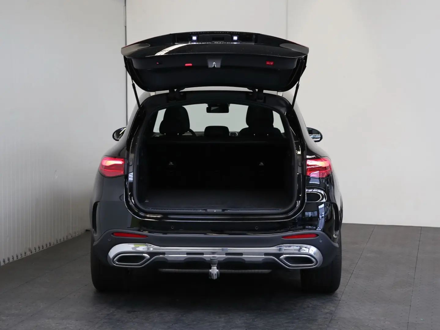 GLC 200 AMG 4M Pano*SHZ*MEMORY*AHK*Totwinkel*19