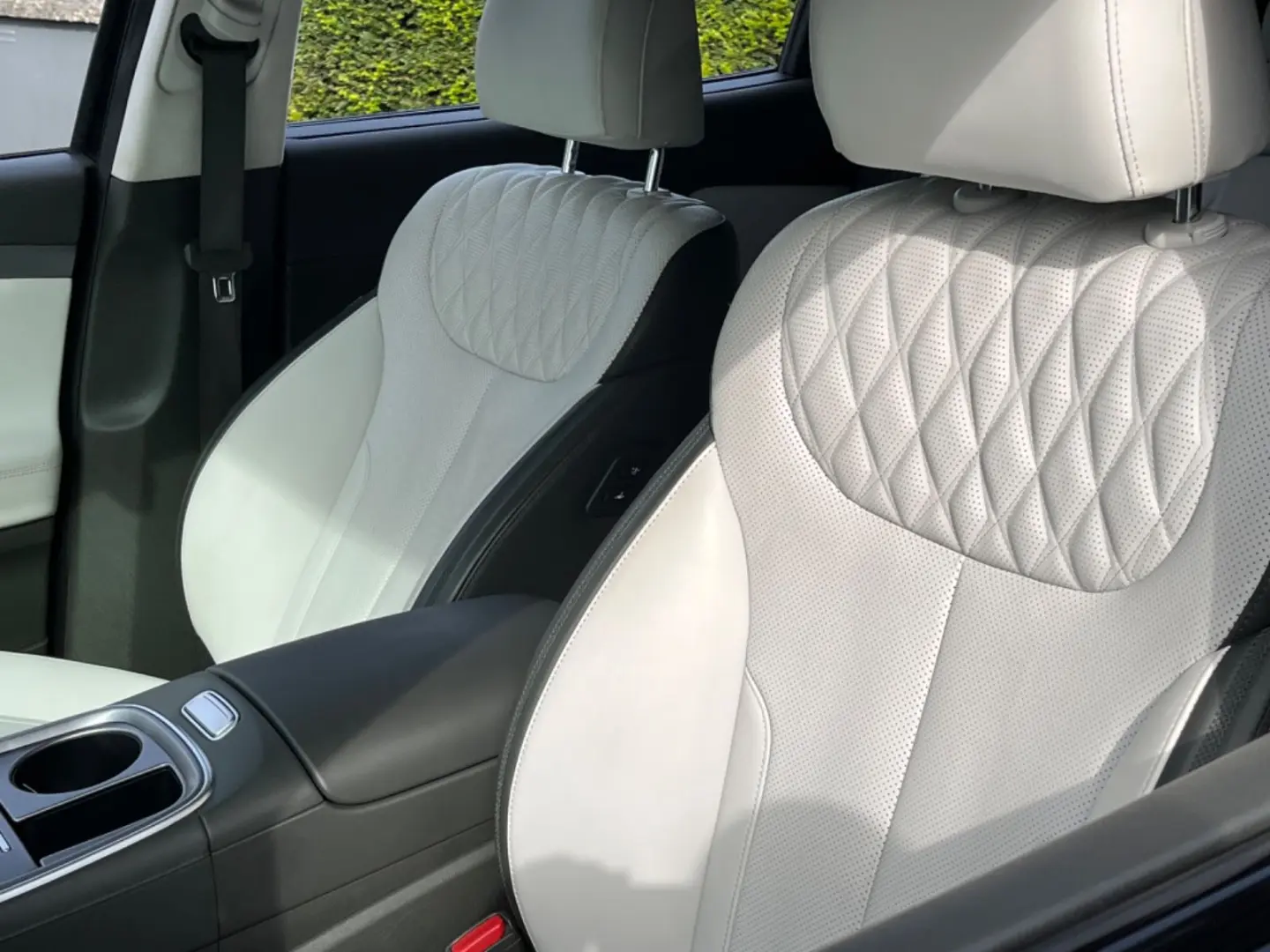 Santa Fe Signature Plug-In Hybrid 4WD