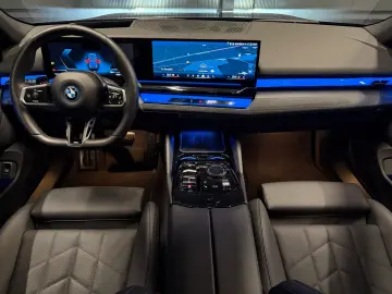 i5 eDrive40 M-Sport*20Zoll*Innov.*Iconic Glow*