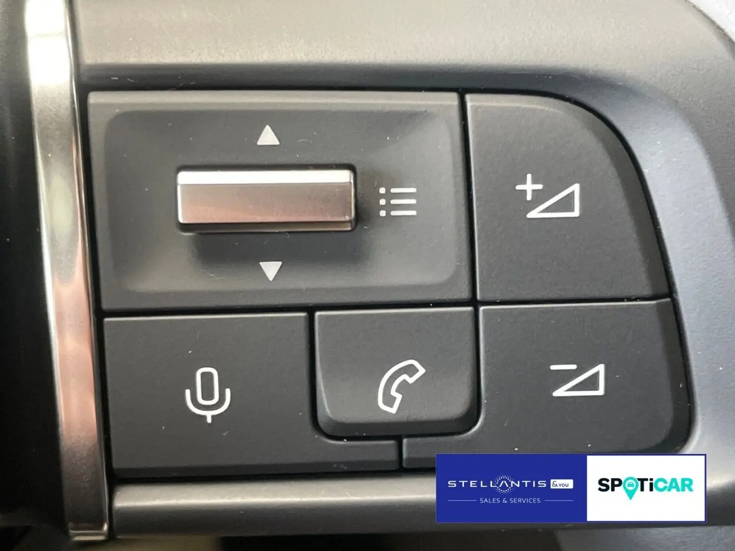 C5 X SHINE 180 Automatik *NAVI *SHZ *Rückfahrkam