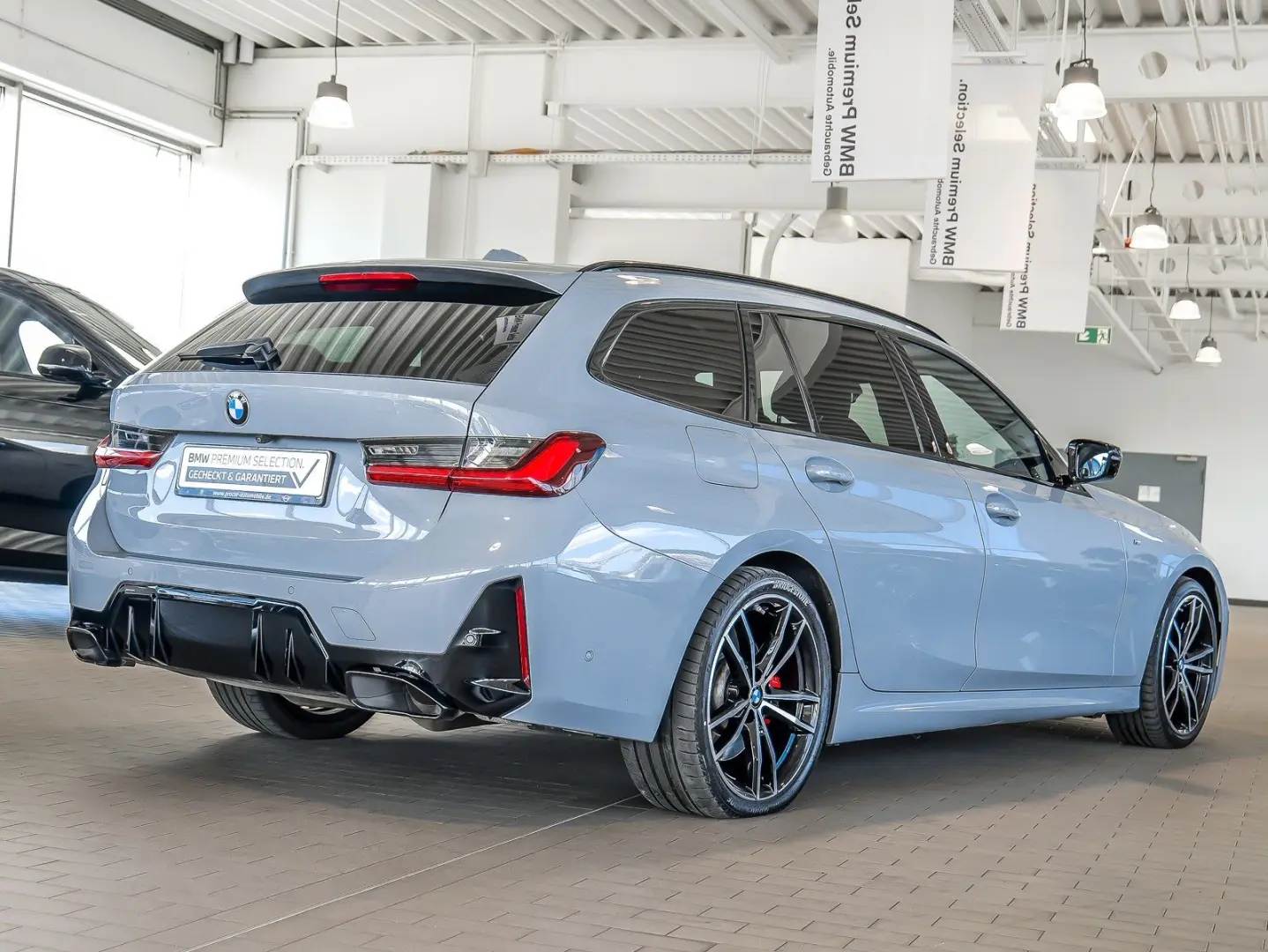 M340i xDrive Touring Pano DAProf HeadUp Standhei