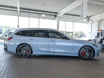 M340i xDrive Touring Pano DAProf HeadUp Standhei