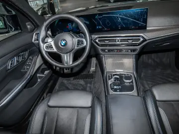 M340i xDrive Touring Pano DAProf HeadUp Standhei