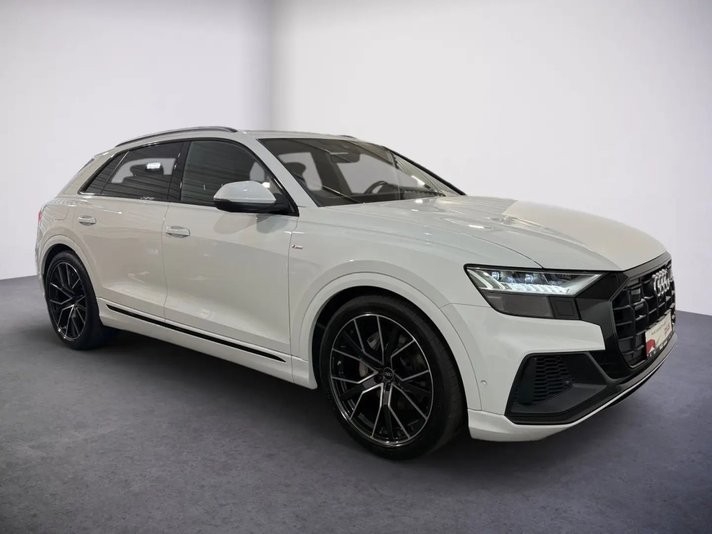 Q8 55 TFSI QUATT S LINE HD MATRIX+LUFT+AHK+PANO+