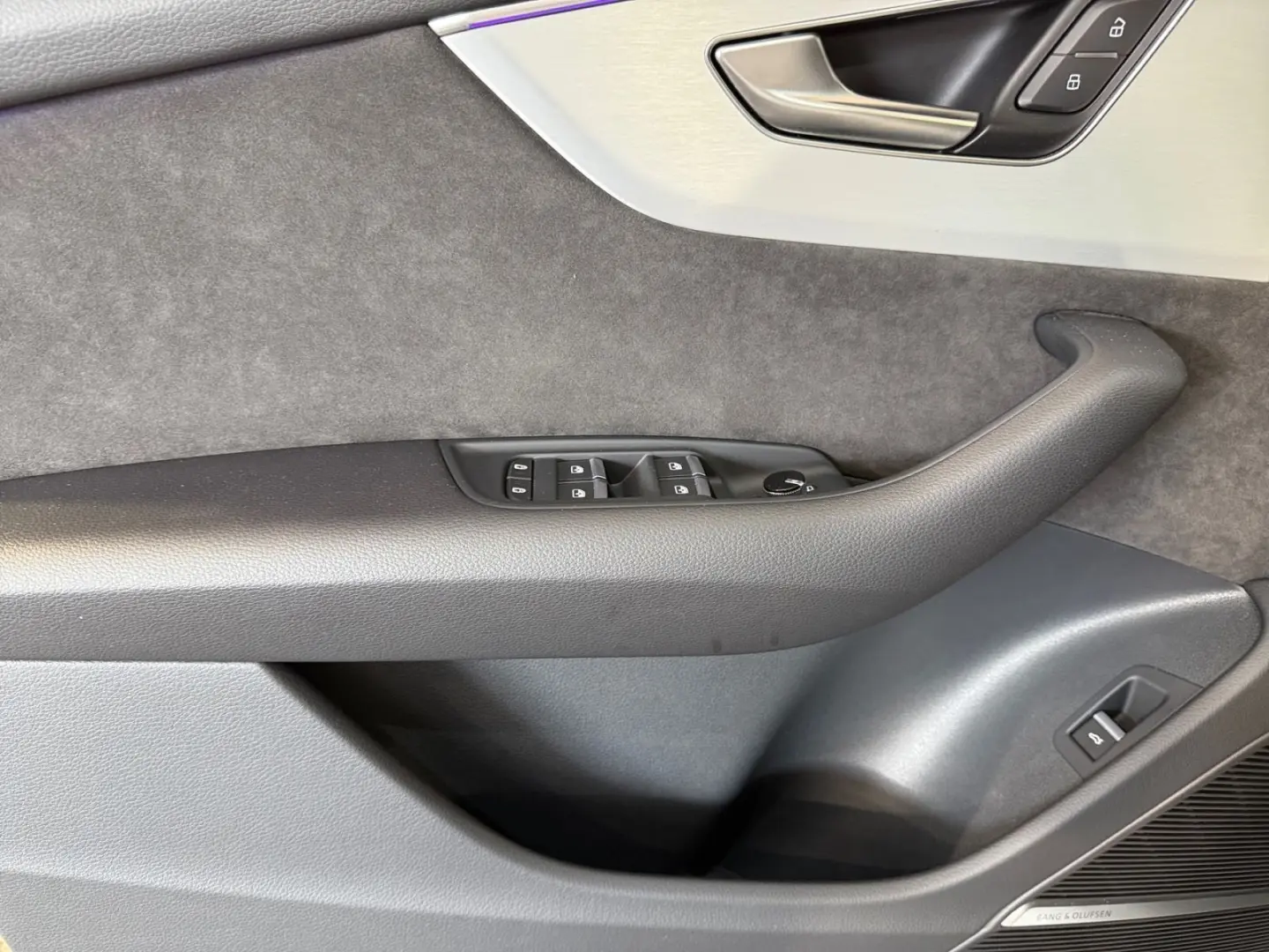 Q8 55 TFSI QUATT S LINE HD MATRIX+LUFT+AHK+PANO+