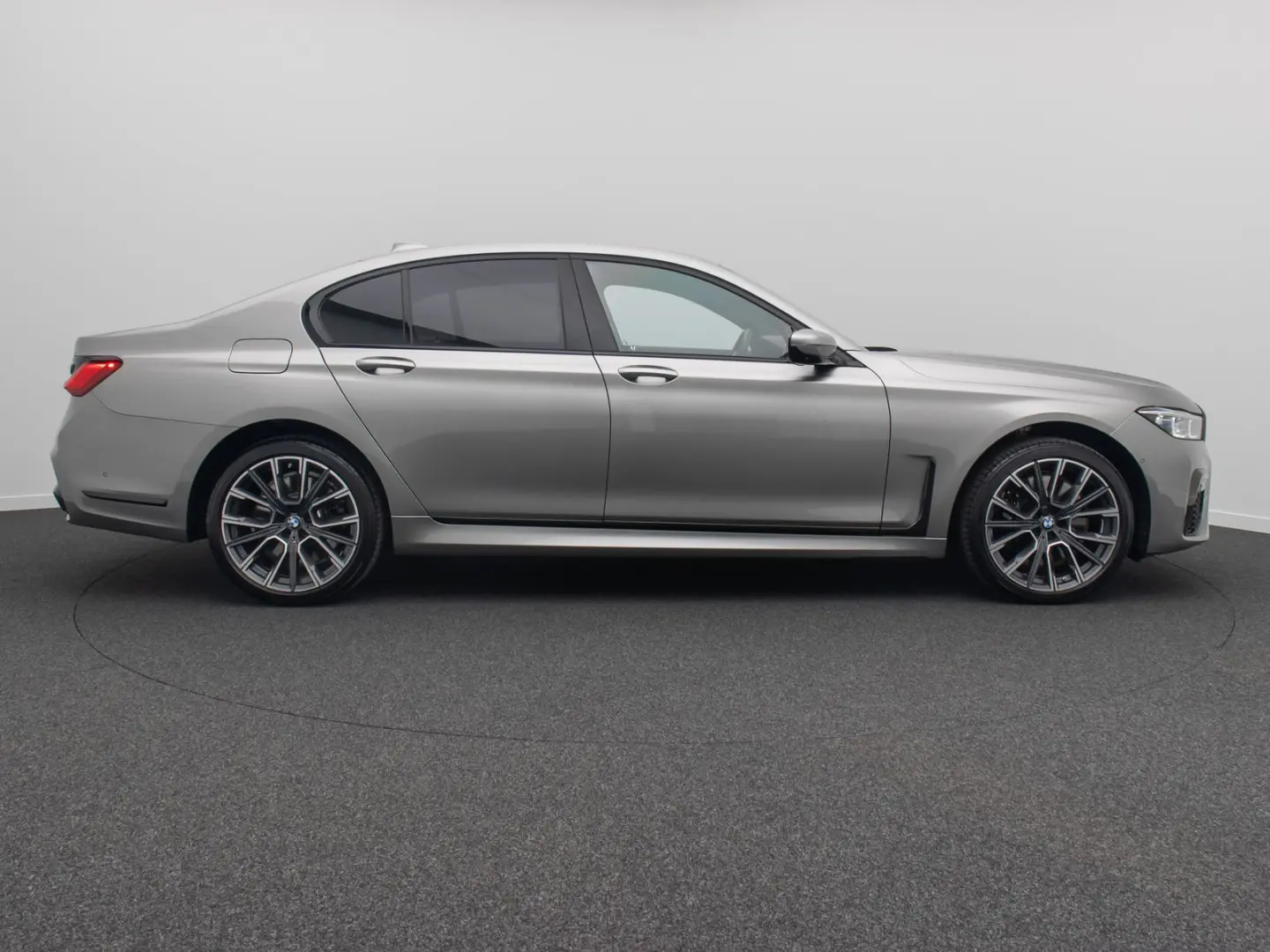 740d xD M Sport 360°Laser HUD H/K SoftCl Massage