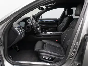 740d xD M Sport 360°Laser HUD H/K SoftCl Massage