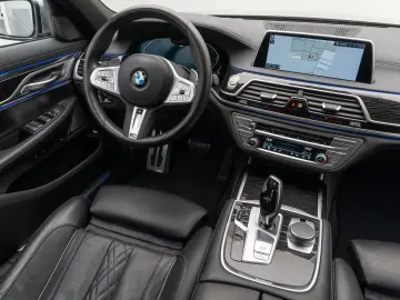 740d xD M Sport 360°Laser HUD H/K SoftCl Massage