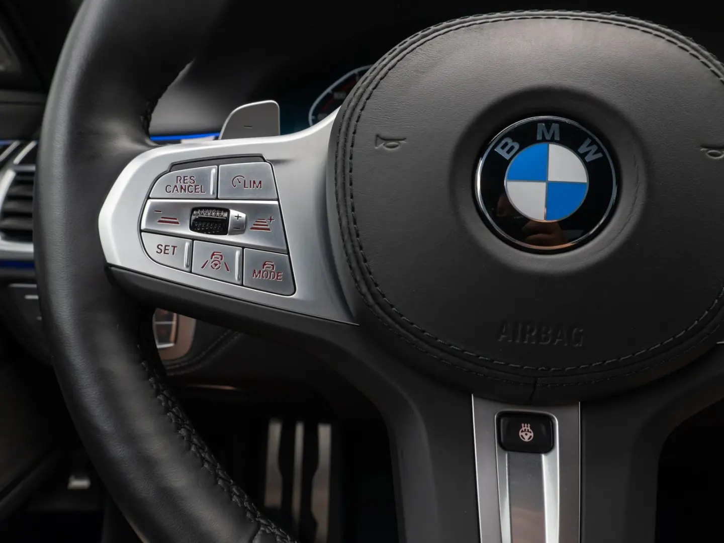 740d xD M Sport 360°Laser HUD H/K SoftCl Massage