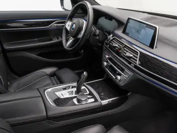 740d xD M Sport 360°Laser HUD H/K SoftCl Massage