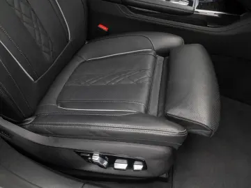 740d xD M Sport 360°Laser HUD H/K SoftCl Massage
