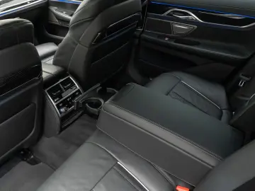 740d xD M Sport 360°Laser HUD H/K SoftCl Massage