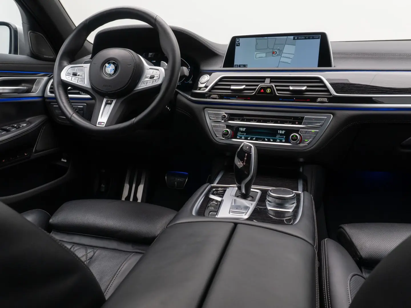 740d xD M Sport 360°Laser HUD H/K SoftCl Massage