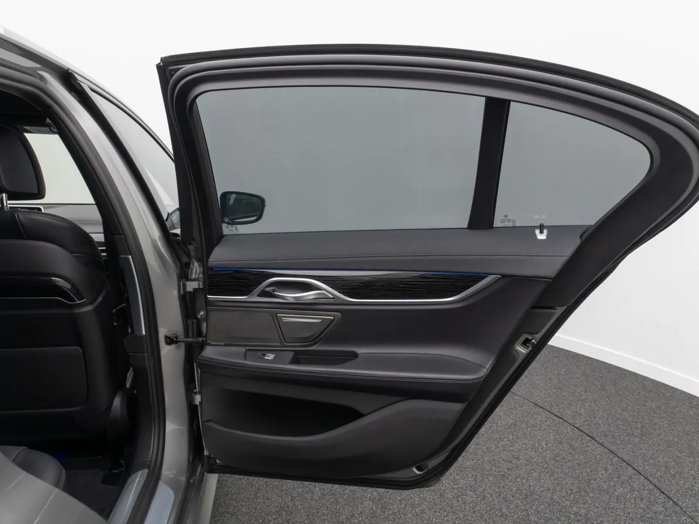 740d xD M Sport 360°Laser HUD H/K SoftCl Massage