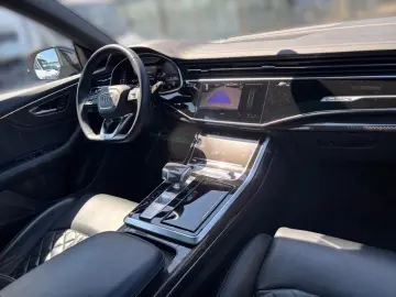 Q8 55 3.0 TFSI quattro competition+ S-LINE/PANO