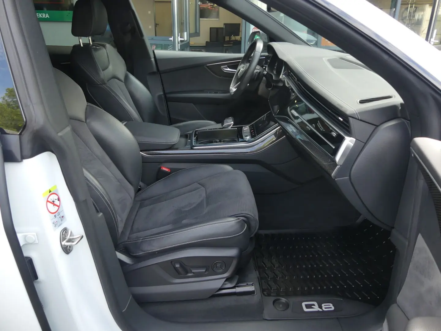 Q8 50 TDI Q Competition Plus S Line LED/22LM/AIR