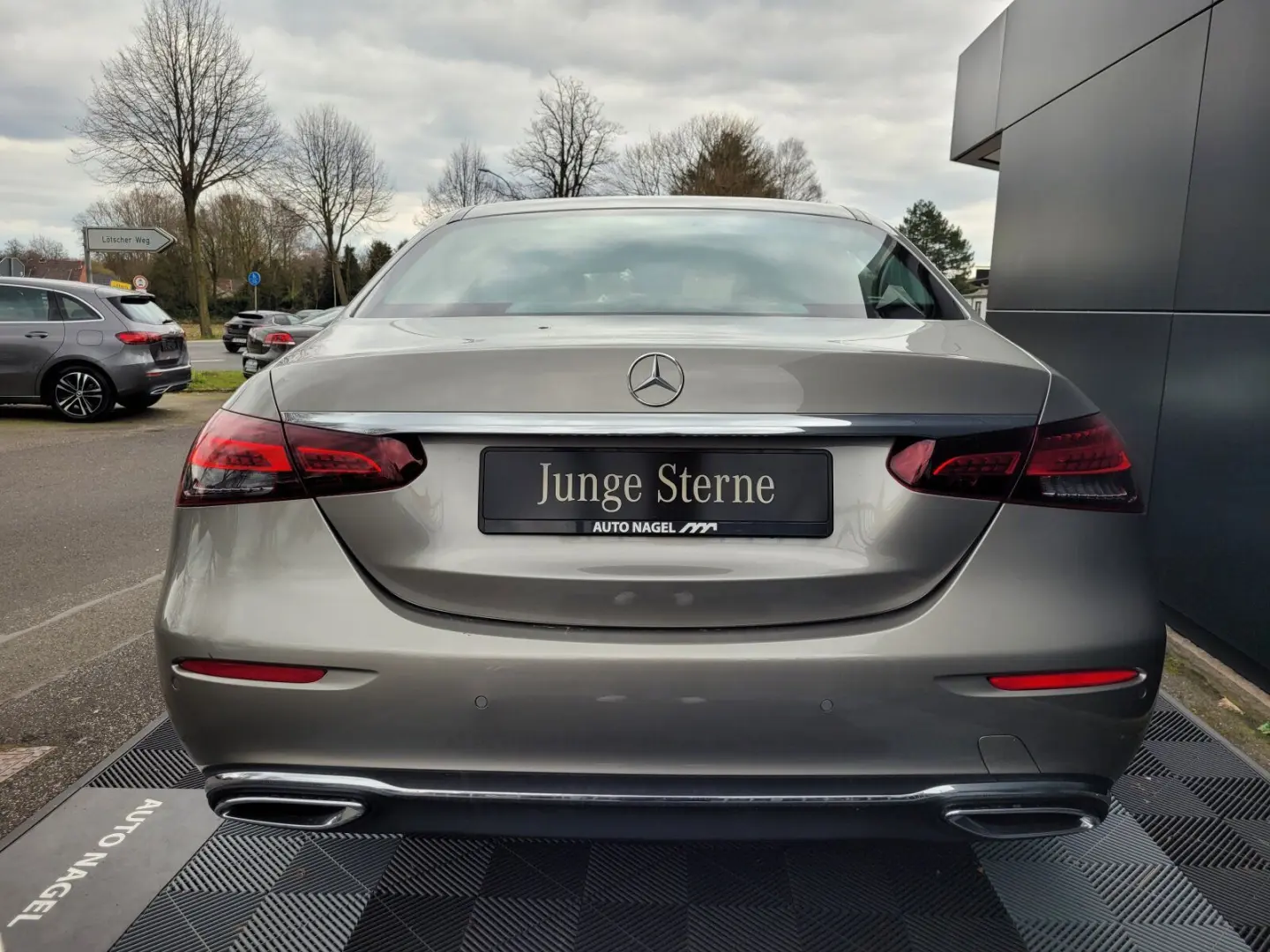 E 220 d Avantgarde AHK+Totw+Business+LED+Kamera