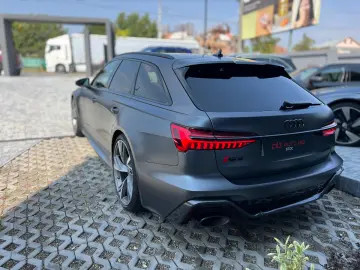 Audi RS6 Avant